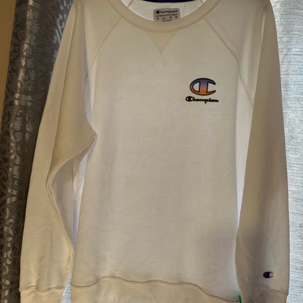 Champion authentic white long sleeve sweater 2XL